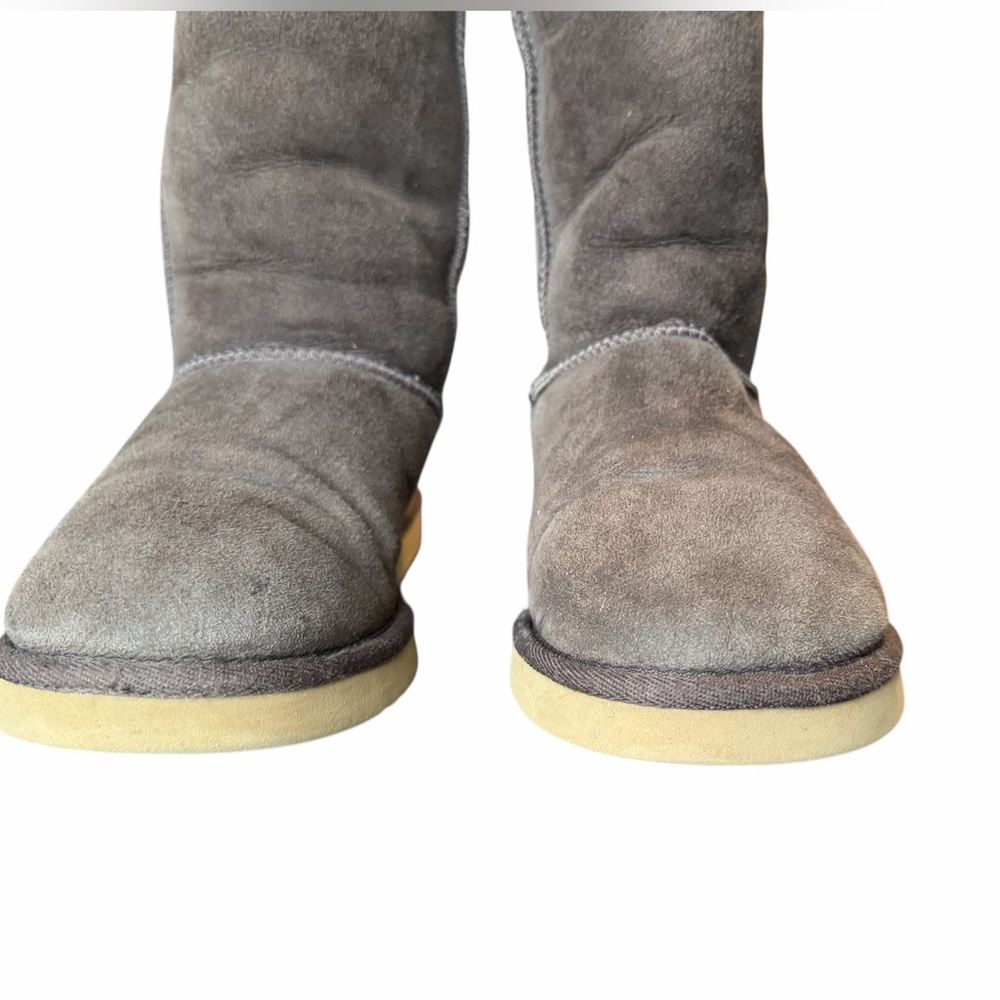 UGG Australia Classic Tall Shearling Boots Brown Women’s Size 7 - Picture 4 of 14
